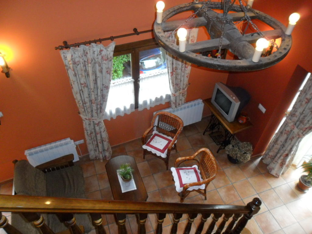 Apartamentos Rurales Los Villares 코룬가 객실 사진