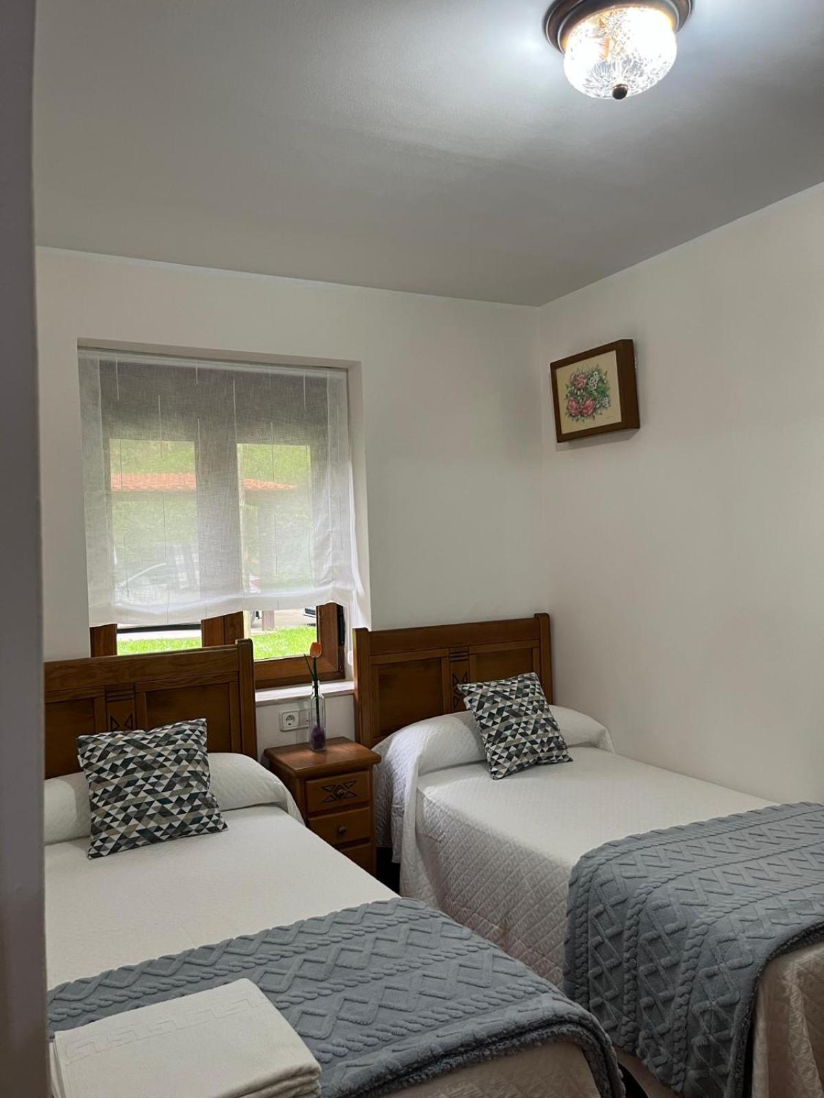 Apartamentos Rurales Los Villares 코룬가 외부 사진