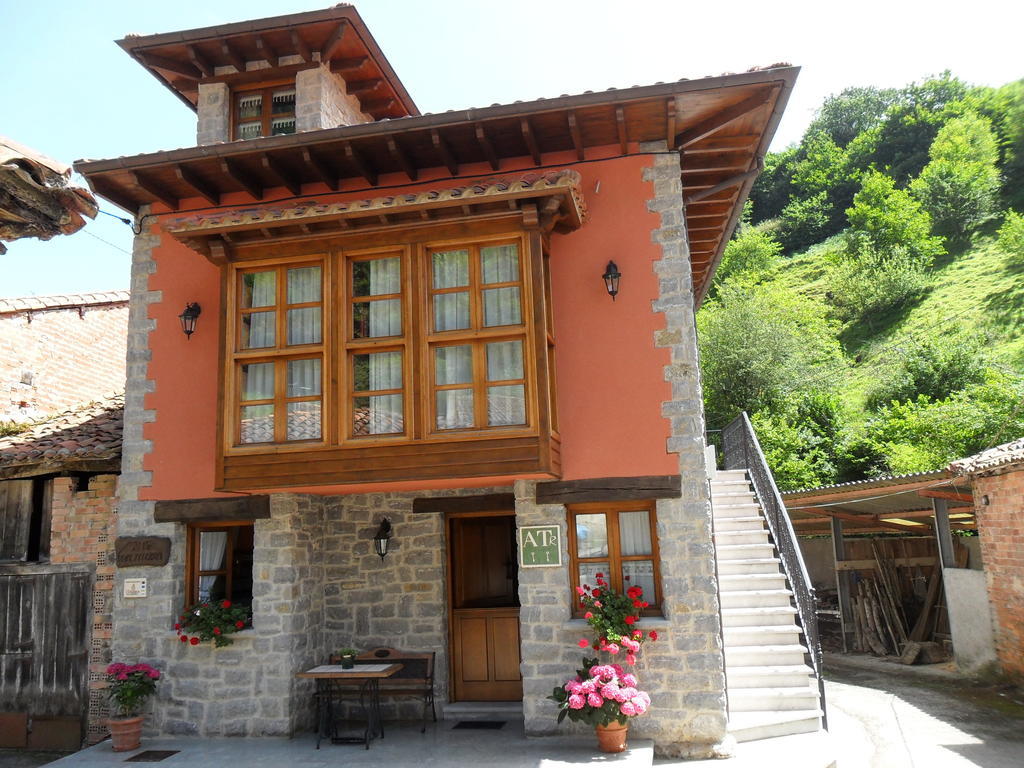 Apartamentos Rurales Los Villares 코룬가 외부 사진